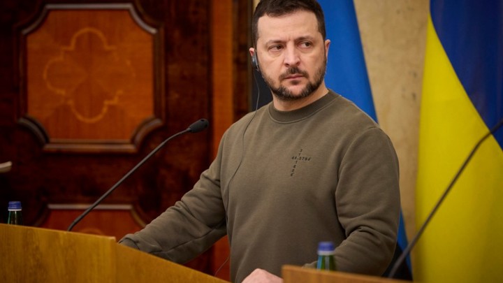 Зеленский всё же пошёл на увольнение: Должности лишился начальник департамента СБУ