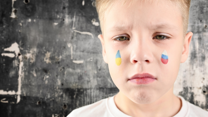 Экзамен по русскому языку? Юных украинских беженцев подвергли страданиям в Великобритании