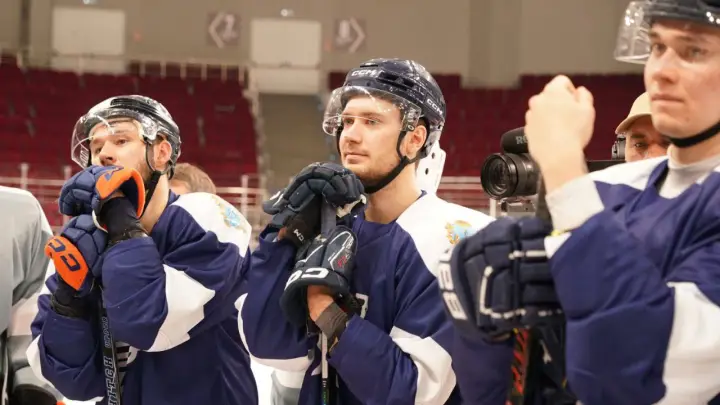 Губернатор Федорищев и Министр спорта РФ Дегтярев вручили награды выдающимся спортсменам в День физкультурника