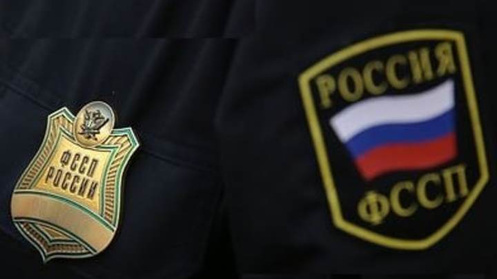 В Ростове судебный пристав угрожал опубликовать компромат в Telegram-канале