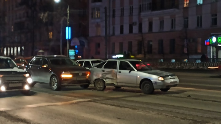 В Челябинске водитель сбил ребёнка и предъявил родителям претензии за помятую машину