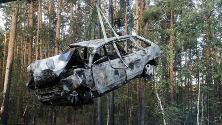 19-летний житель Челябинской области сгорел в машине, ГИБДД назвала причину