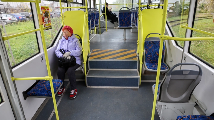 Погибла из-за трамвая: начато расследование после смерти пенсионерки в Казани