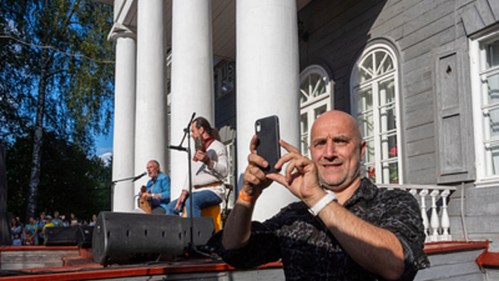 Два брата всей стране в один день: Прилепин прокомментировал смерть Сергея Пускепалиса