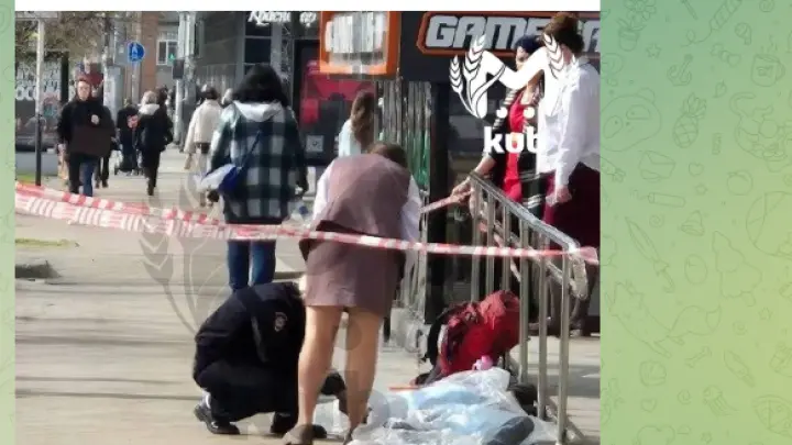 На спор: автостопщик выпил и умер на остановке в Краснодаре