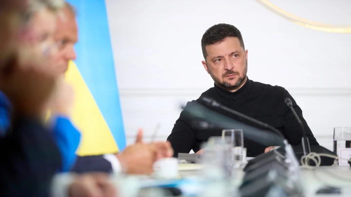 Зеленский обратился к Западу с новым требованием: Думайте об Украине, а не о России