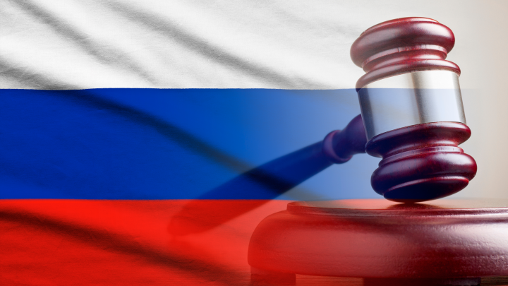 Певца Шарлота перевели из поселения в колонию общего режима за нарушения