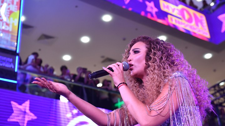 Я хочу от тебя детей: Бузова публично призналась в чувствах известному певцу