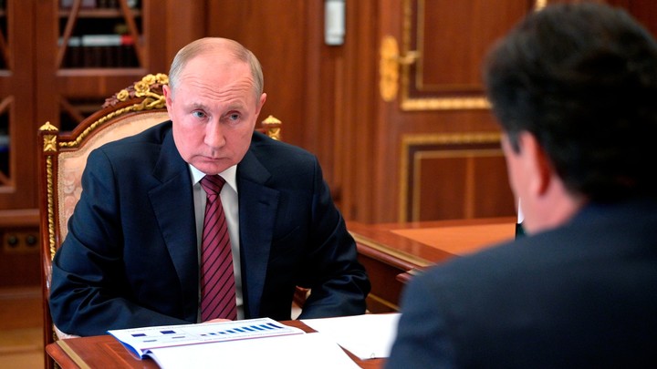 Путин поправил запутавшегося министра: Как раз не тоже