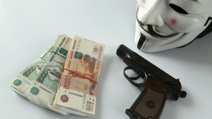 В Люберцах задержали подозреваемых в убийстве директора лицея 23 года назад