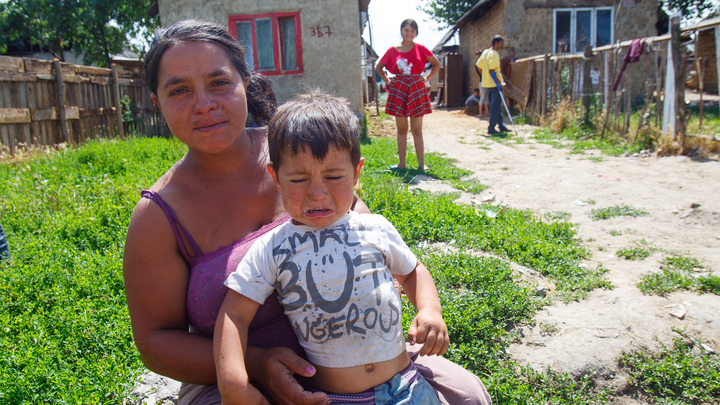 Цыгане держат в страхе целый город в России. Но уроки толерантности дадут местным