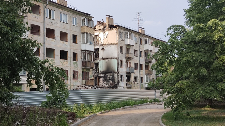 Срочно. В коридоре кислым воняет: взрыв газа в доме унёс жизни 15 новосибирцев
