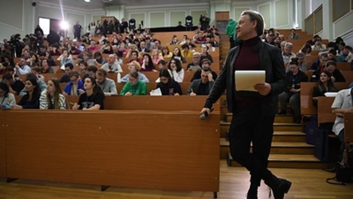Налоговая заморозила счета совместной фирмы Харатьяна и Сукачёва