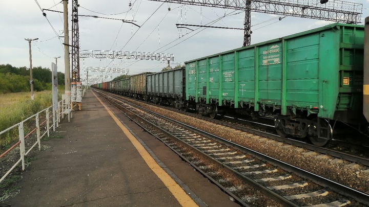 Житель Златоуста украл из вагона поезда 930 кг металла