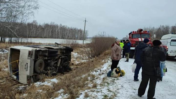 Врачи рассказали о пострадавших в ДТП с автобусом на трассе в Новосибирской области