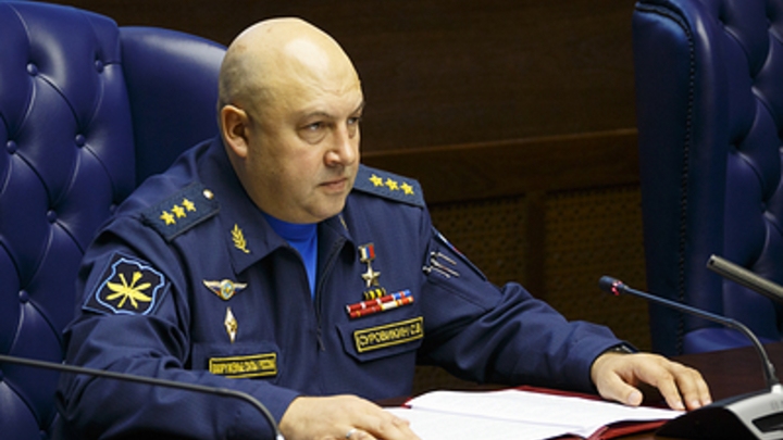 Американский полковник Дуглас Макгрегор дал Суровикину 60 суток на полный разгром Украины