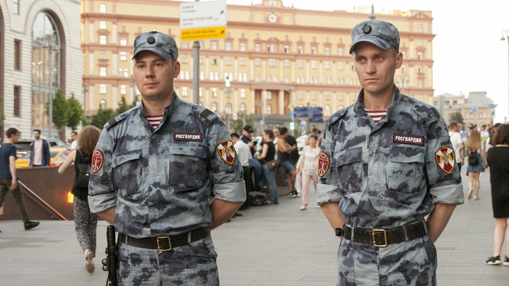 В Росгвардии пристыдили Навального, забывшего о трауре