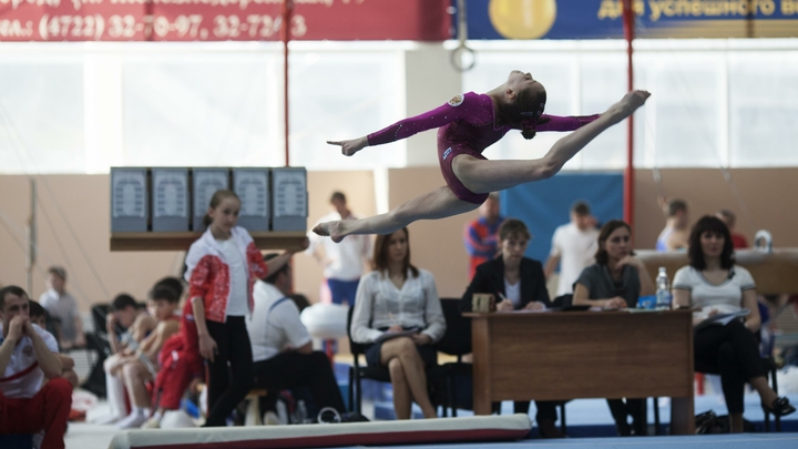Гимнастка из Новосибирска Анна Юдина в 19 лет открыла спортивную школу