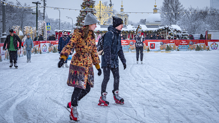 В Новосибирске предстоящей зимой зальют более 50 катков
