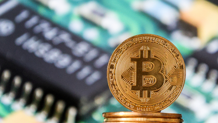 Криптовалютная биржа BlockFi объявила о банкротстве: как это связано с крахом FTX