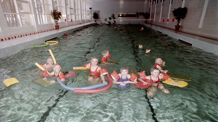 В Челябинске родители требуют 100 тысяч с бассейна, в котором чуть не утонул их сын