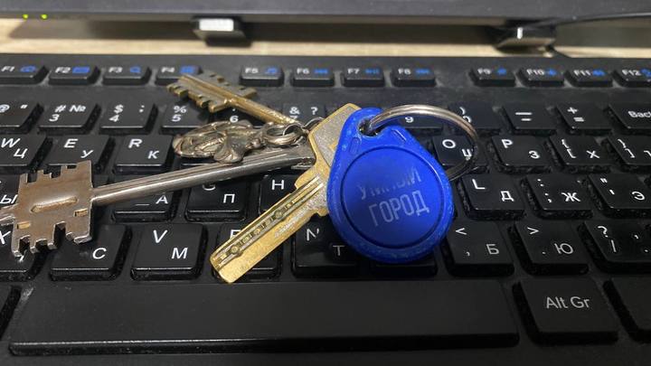 Челябинцы могут сэкономить на проезде с помощью домофона
