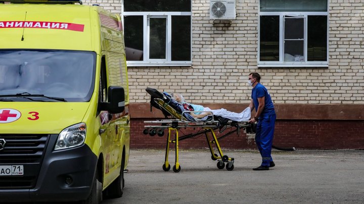 В Петербурге осталось свободно только 10% коронавирусных коек