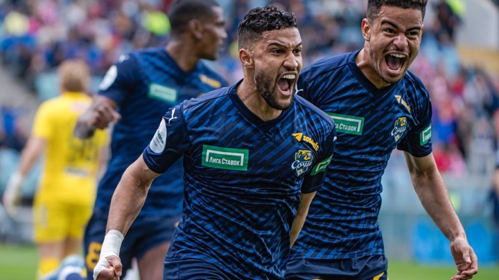 Футболиста Сочи могут дисквалифицировать за побег из расположения команды