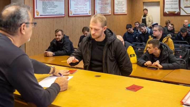Военком Новосибирской области рассказал о призыве неслуживших и ограниченно годных