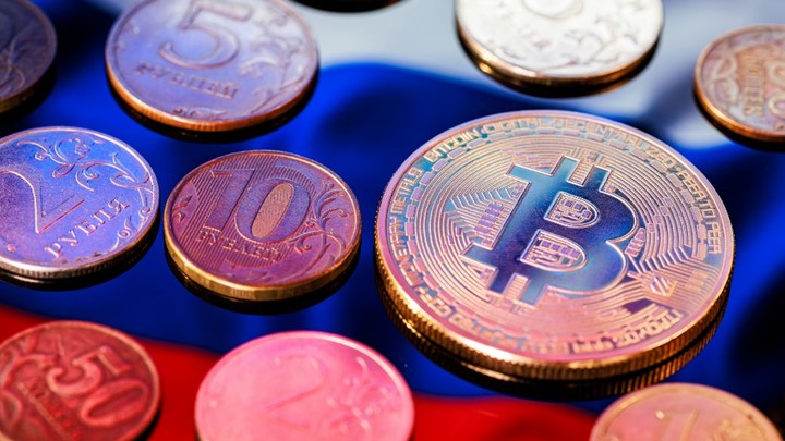 Самая большая взятка в России - в биткоинах: До суда дошло громкое дело против следователей