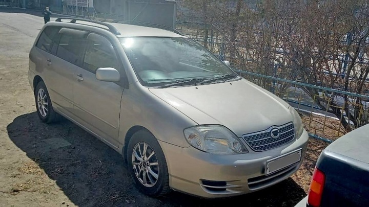 Коммунальщики за долги отобрали у читинского предпринимателя автомобиль