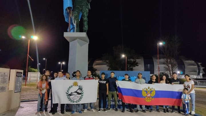 Аргентинцы вышли на пикет за Россию и русских: Вива, Путин!