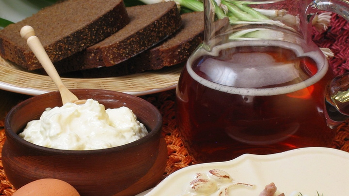 Американец впервые попробовал квас: Это кола или пиво?