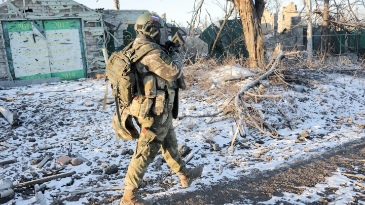Раненый боец Ахмата эвакуировал товарища, пострадавшего после атаки дронов