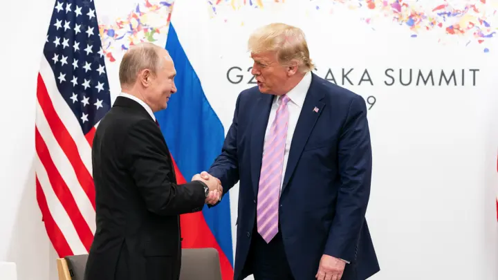 Томагавки как спектакль: конспирологи раскрыли сделку Путина и Трампа по Украине