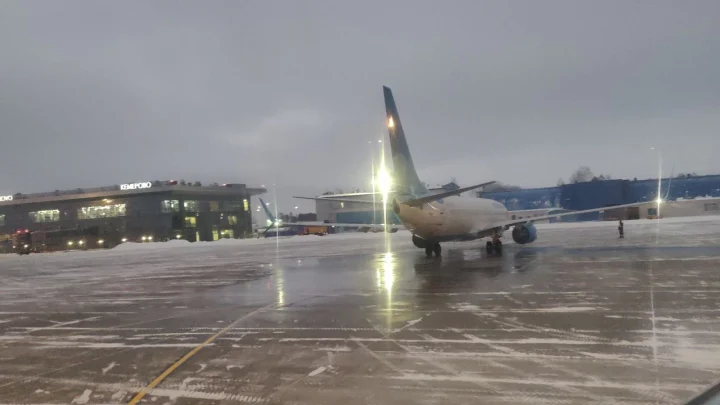 Реконструкция ВПП аэропорта Кемерово продлена до 2028 года: названы точные сроки работ