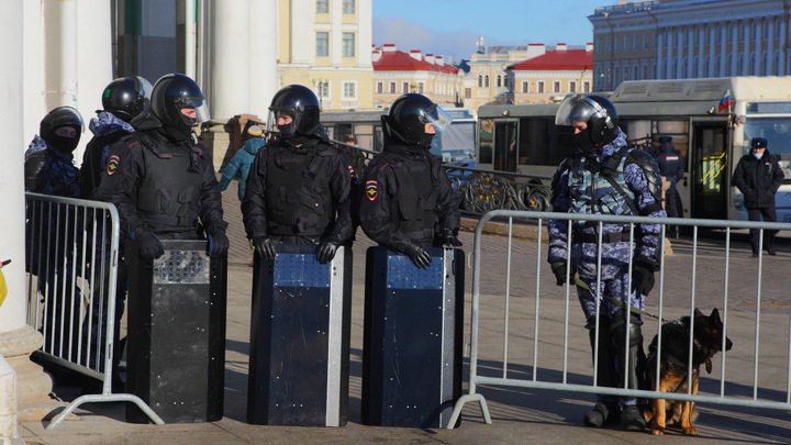 Последние новости об остановке в Брянске 11 апреля 2022: объявлен желтый уровень опасности