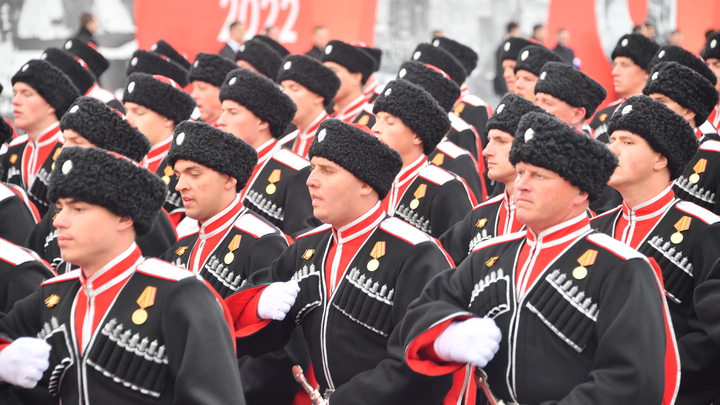 Жители Мелитополя записываются в казачью дружину