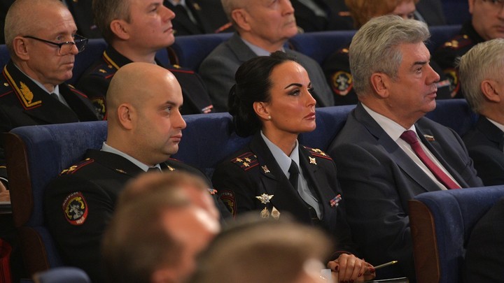 В МВД России рассказали о борьбе с фиктивными браками мигрантов