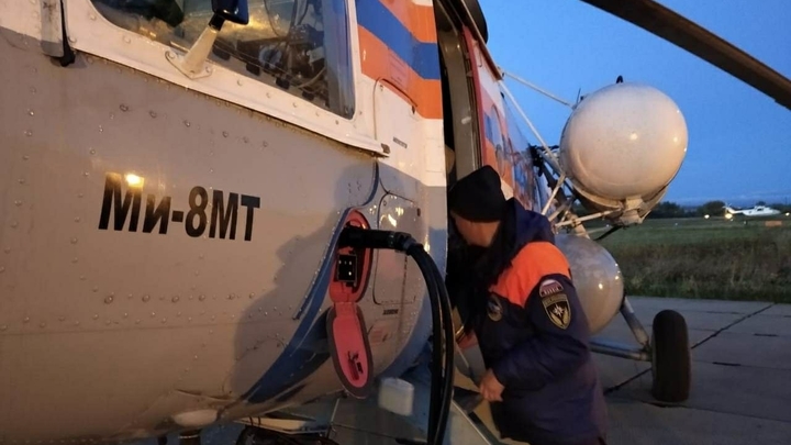 Крушение вертолёта на Алтае обернулось гибелью одного человека