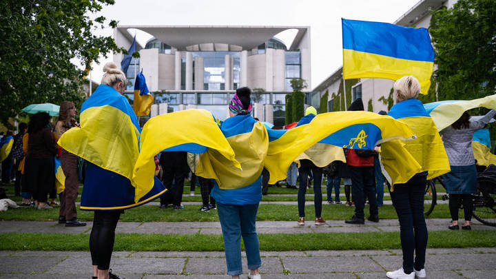 Терпение лопнуло. Полякам надоело содержать украинских беженцев