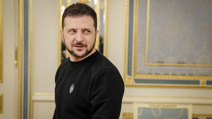 Сорри, Эммануэль, твэнти минэтс: Зеленский породил новый мем, отшив Макрона