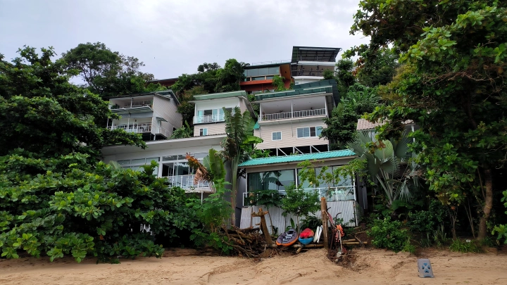 Чиновник из Владивостока умер в Таиланде после заселения в отель