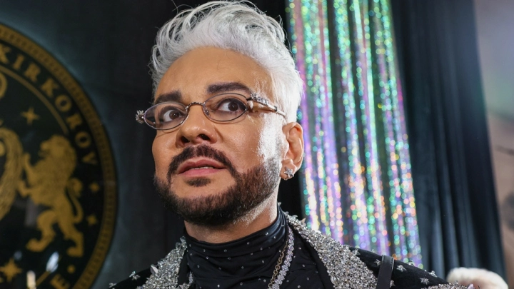 Киркоров пел и плясал перед фанаткой киевского режима. Дело было на еврейской свадьбе в США