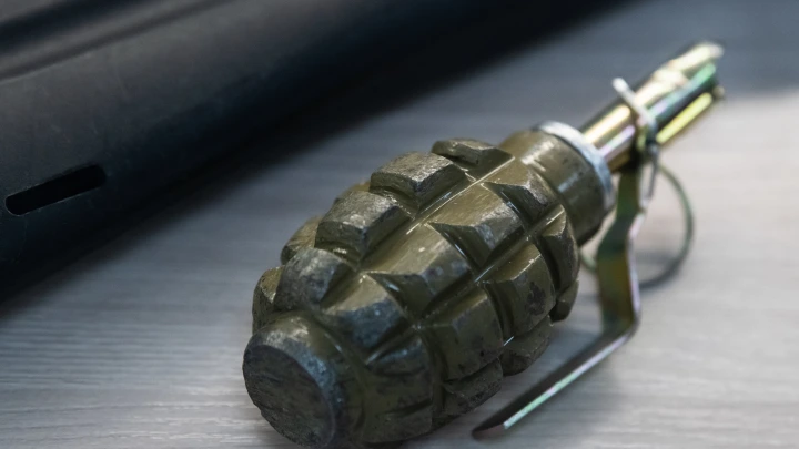 Боевики ВСУ чуть не поужинали румынскими гранатами. Боеприпасы они спутали с едой