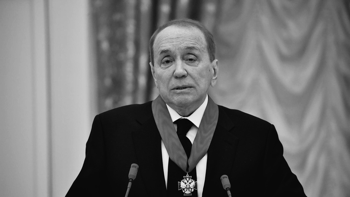 Прощание с легендой: Москва провожает в последний путь Александра Маслякова - прямая трансляция