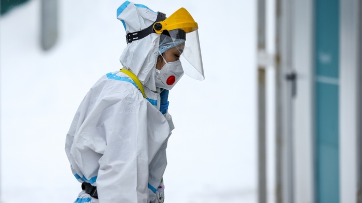 Профилактика лишь одна. Чего ждать от мутации неистребимого вируса, рассказал врач