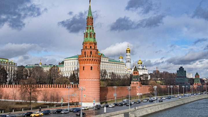СМИ США: Россия создавала альтернативную вселенную без доллара с начала XXI века