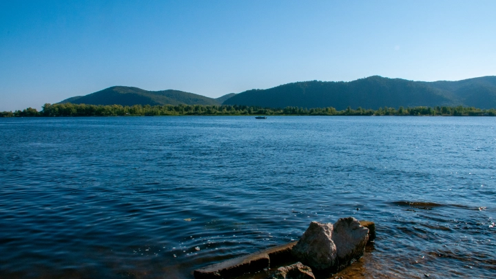 Прогулка по Волге превратилась в ЧП: Пассажирам пришлось спешно эвакуироваться