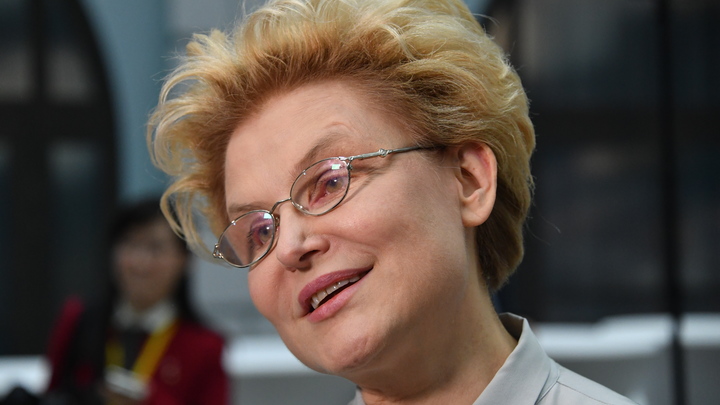 Не пускать, а то привезёт вторую волну COVID: Россию предостерегли от американки-Малышевой